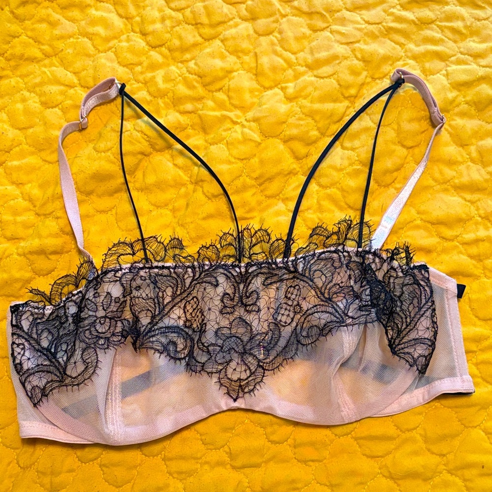 NWOT Victoria’s Secret Sheer Bralette